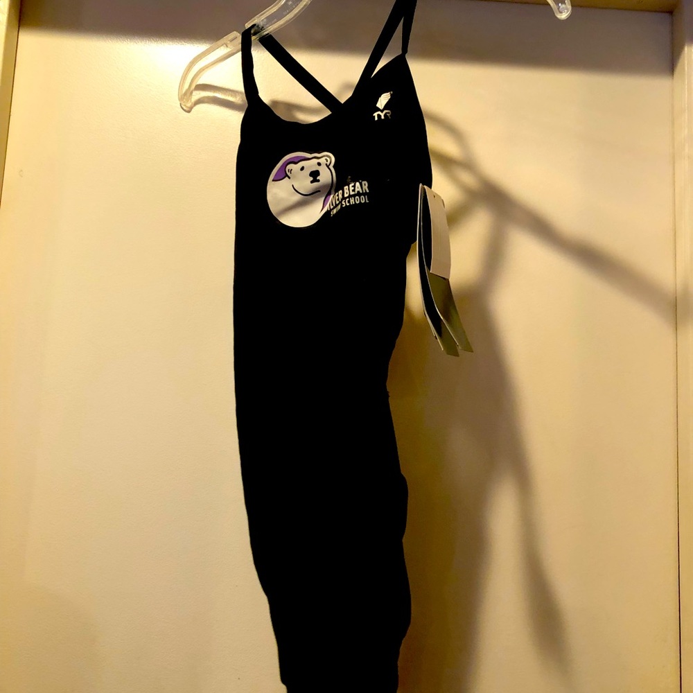 TYR Woman’s Diamondback one piece New Swimsuit,Black SizeEU34.Durafast Polyester